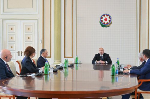 Azərbaycan Prezidenti: TDT çərçivəsində gənclər təşkilatlarımızın qarşılıqlı fəaliyyətinə daha çox diqqət yetirməliyik