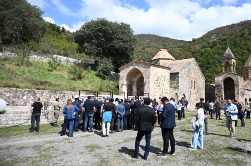 Azərbaycan QHT-ləri diplomatik korpusun azad edilmiş ərazilərə səfəri ilə bağlı Ermənistanda başlanmış kampaniyanı pisləyib
