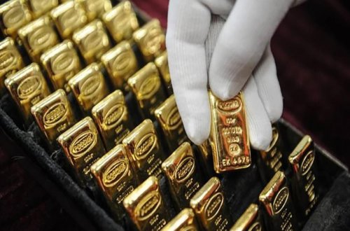 Əmtəə bazarlarında qızıl və gümüş daha da ucuzlaşıb