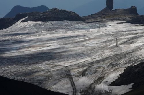 İsveçrə Alplarındakı buz həcminin 5 faizdən çoxu əriyib