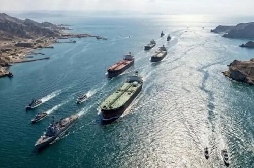 Hürmüz boğazında neft tankerinə zərbə endirilib