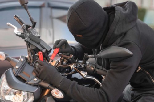 Motosiklet qaçıran üç şəxs saxlanıldı