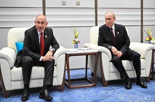 Paşinyan Putinlə Ermənistan-Rusiya münasibətlərini müzakirə edib