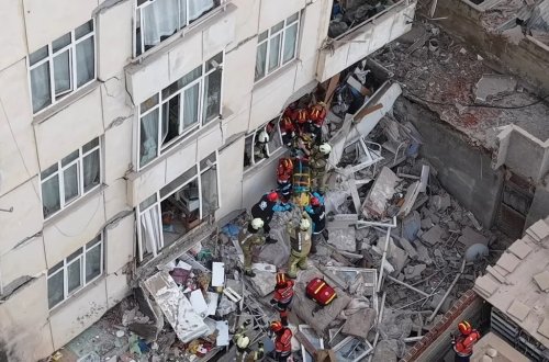 İstanbulda çökən binada ölənlərin sayı 5-ə yüksəlib