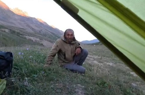 Düşərgə quran qadınlar üçün dəhşətli anlar