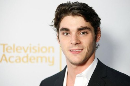 Breaking Bad serialının ulduzu RJ Mitte 34 yaşında vəfat edib