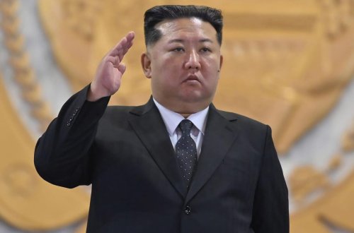 Dünyanı sarsıdan iddia! Kim Çen In komaya düşüb?