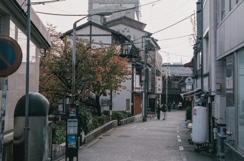 Yaponiyada dükanlar və evlər pulsuz verilir