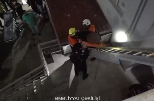 Masazırda binada yıxılaraq köməksiz qalan şəxs xilas olunub